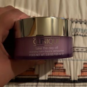 BN! Clinique “Take the Day Off” Cleansing Balm